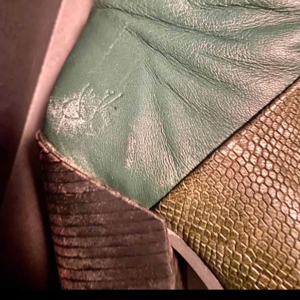 ⭐️ John Fluevog, Size 6 1/2 “Room 203” Green Women's Cowboy Style Boots. RARE ! - Picture 8 of 16